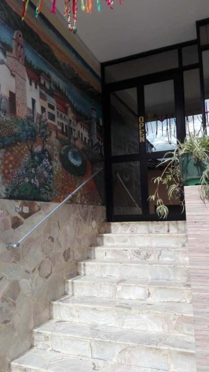 Sol De Oro Hotel Andahuaylas Buitenkant foto